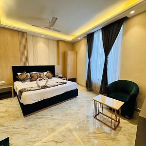 Hotel 51